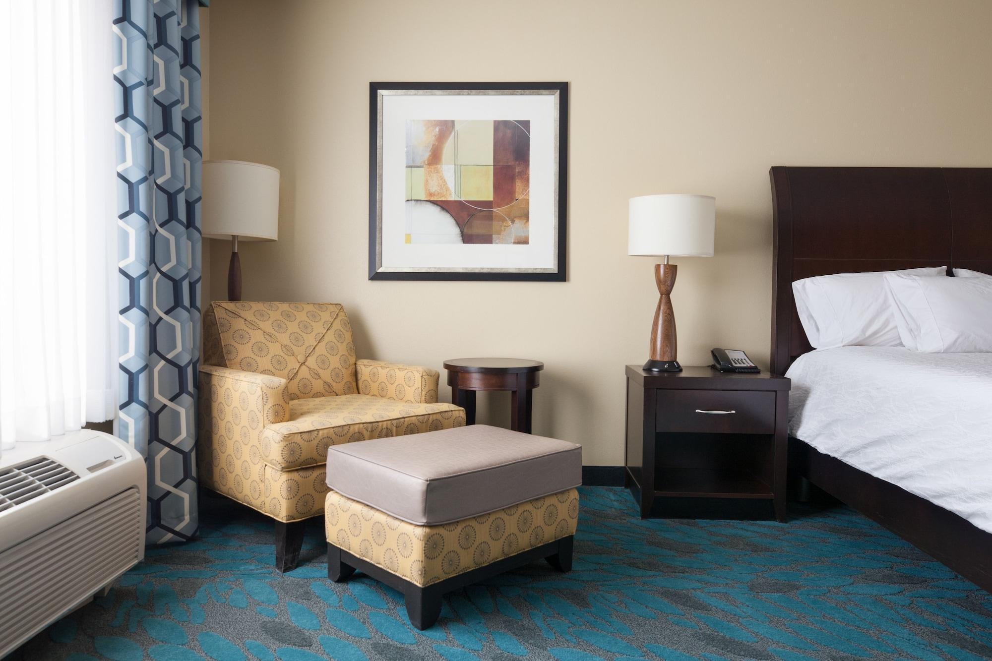 Hilton Garden Inn Fargo Exteriör bild