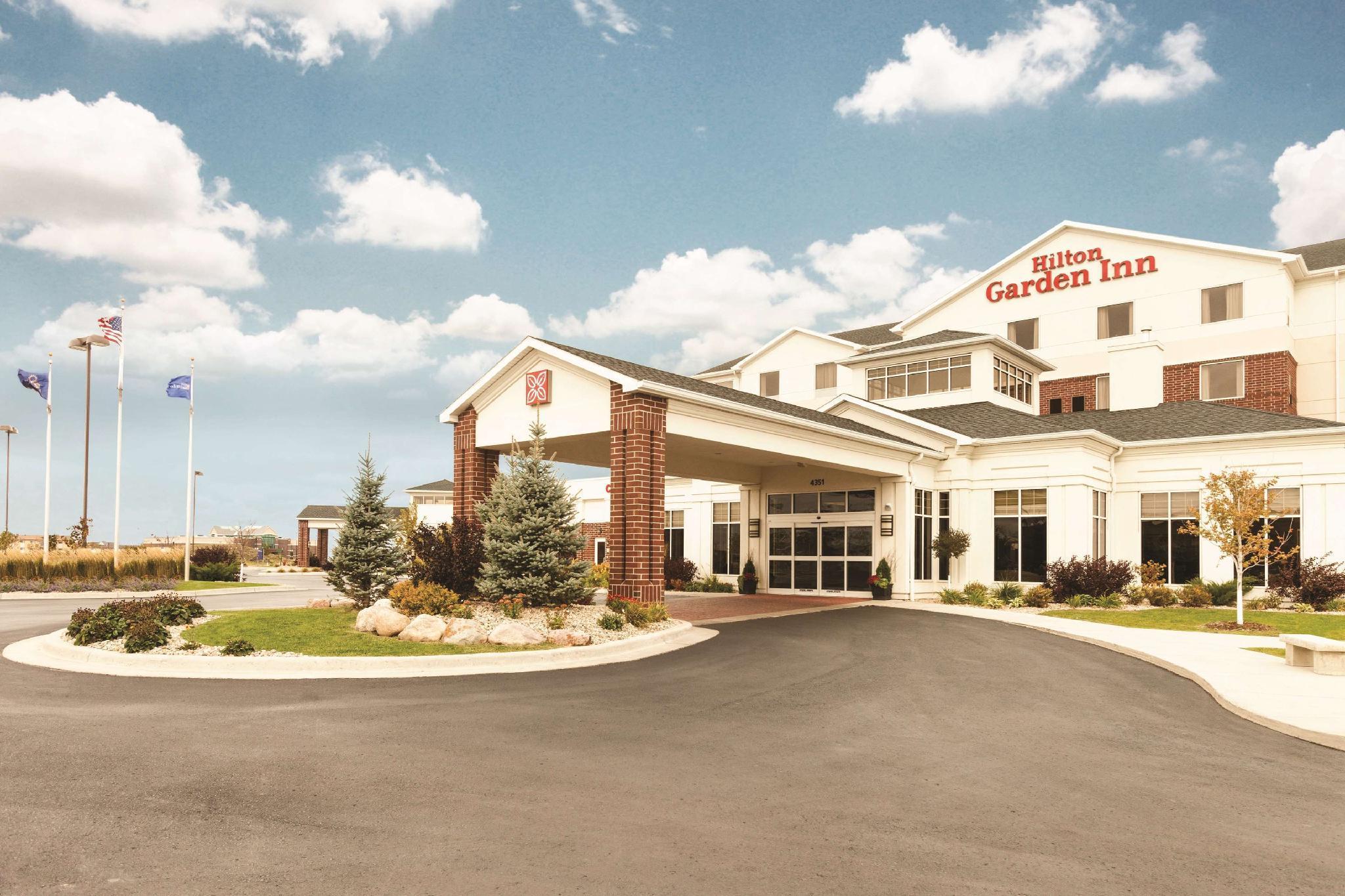 Hilton Garden Inn Fargo Exteriör bild
