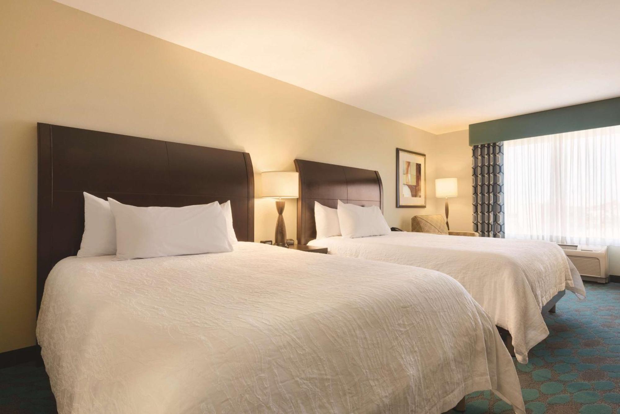 Hilton Garden Inn Fargo Exteriör bild