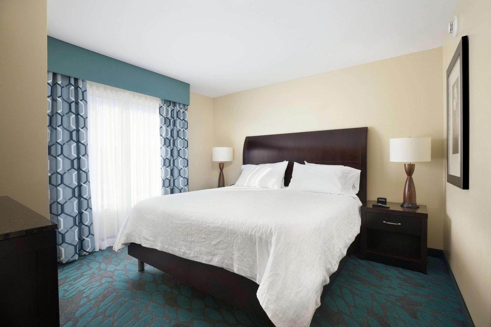 Hilton Garden Inn Fargo Exteriör bild