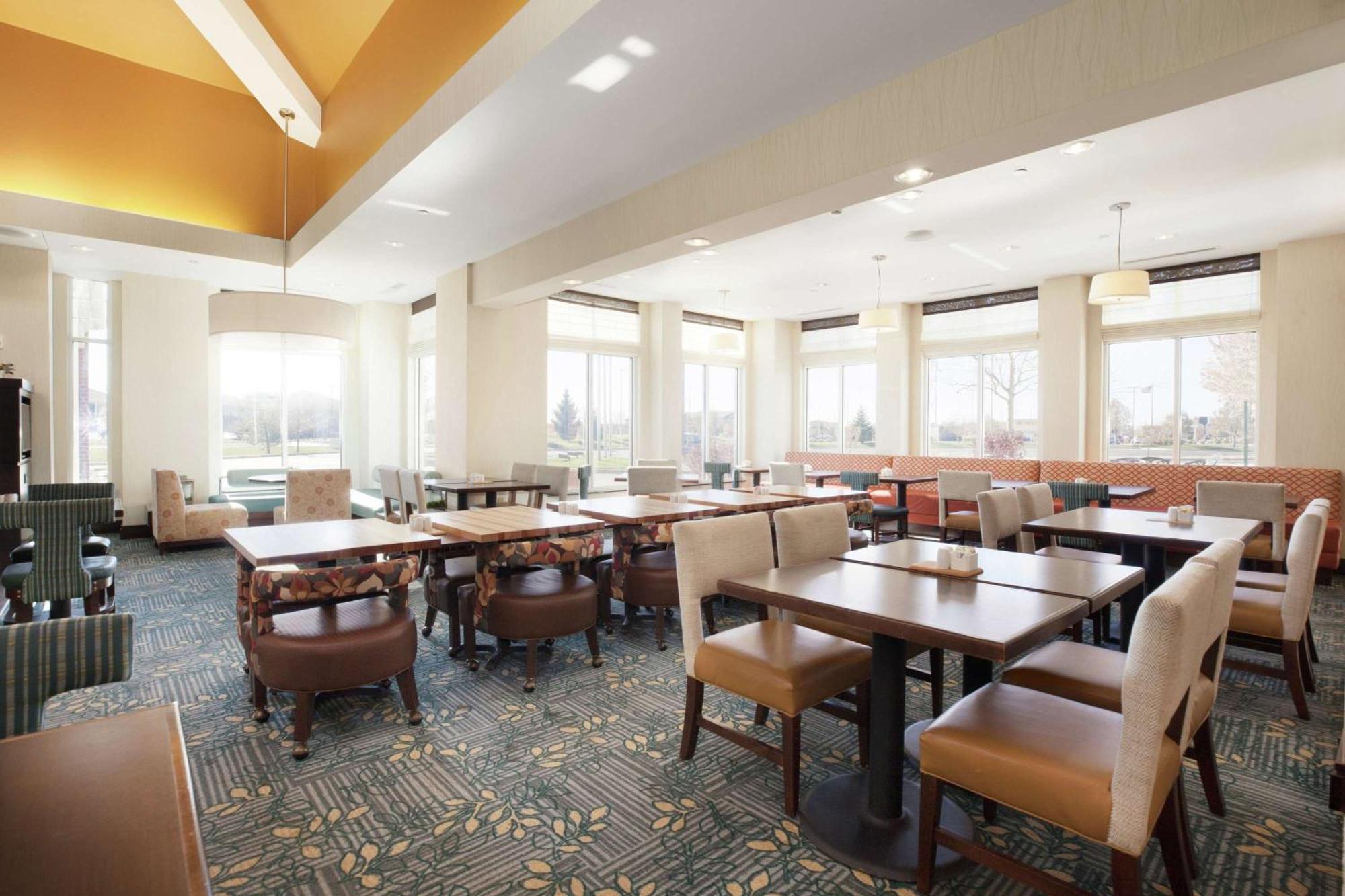 Hilton Garden Inn Fargo Exteriör bild