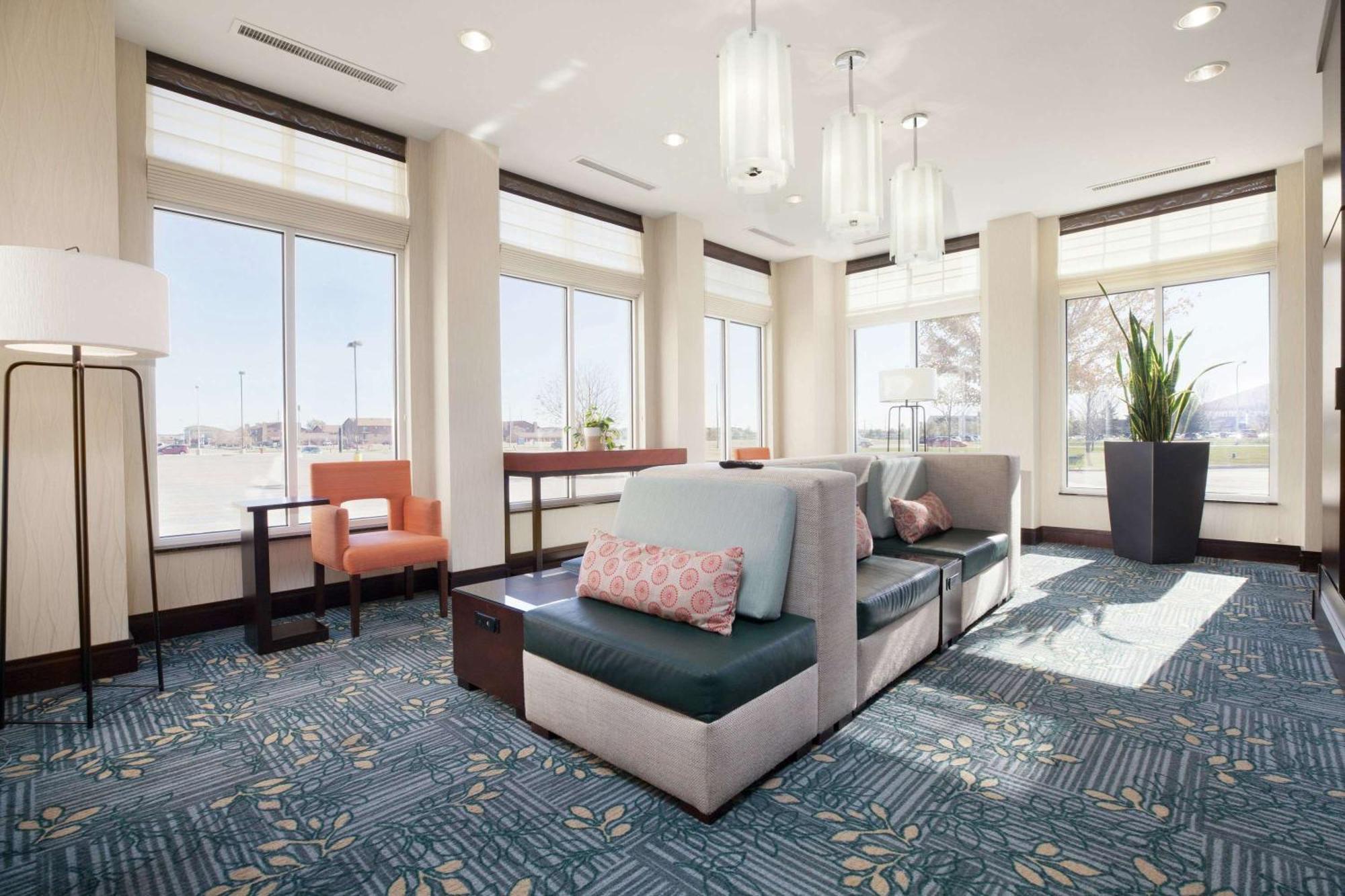 Hilton Garden Inn Fargo Exteriör bild